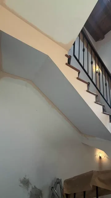 Rampa scala rinnovata da Edil Tinteggio
